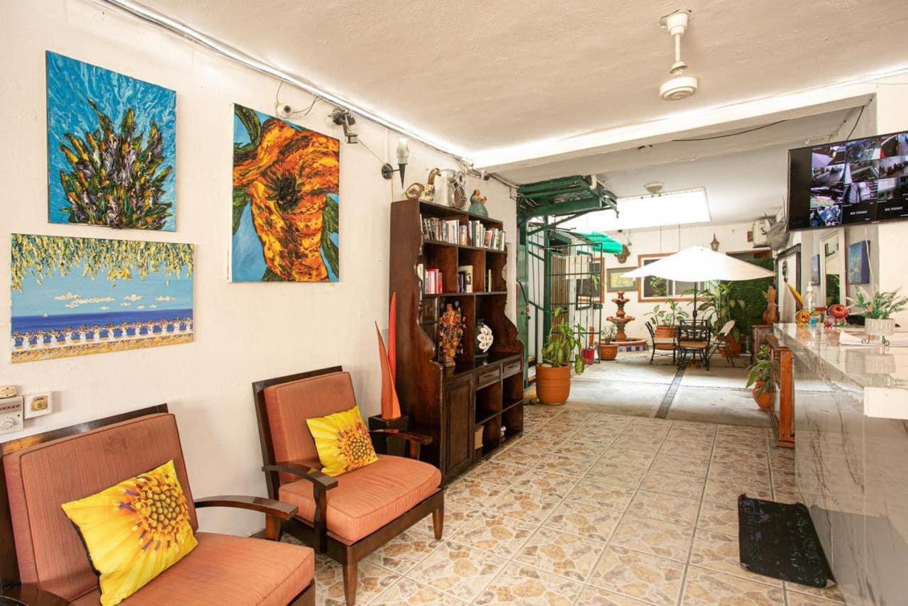 Vallarta Jr Suites Puerto Vallarta Exterior foto